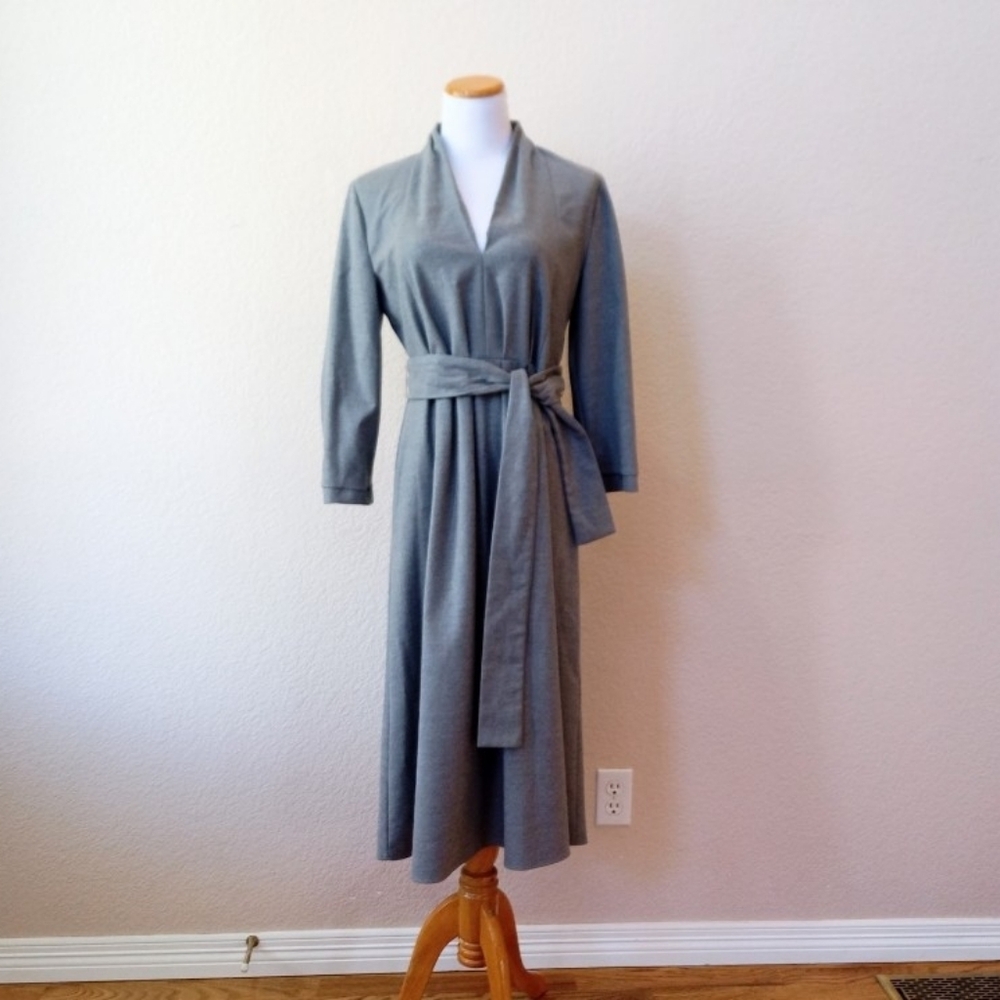Zara gray Heather belted v-neck pleated midi dress - Picture 6 of 10